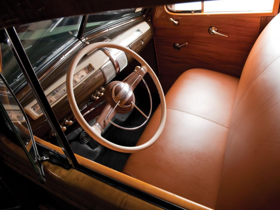 Интерьер Ford V8 Super Deluxe Station Wagon (11A-79B) 1941 года  (фото 25 из 29)